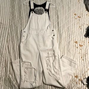 American Eagle 90’s boyfriend overall